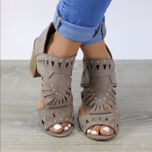 Taupe Peep Toe Bootie cutout details - Picture 2 of 5